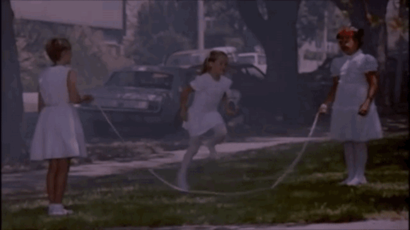 160713jumpropegirls.gif