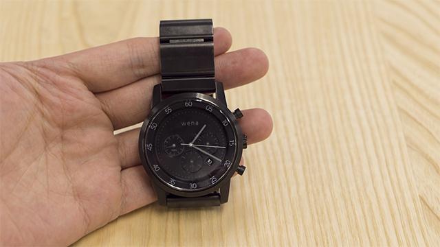 wena wristクロノグラフモデル