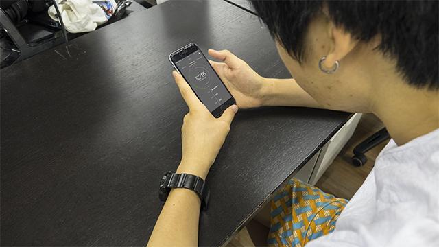 wenaスマホアプリを見る