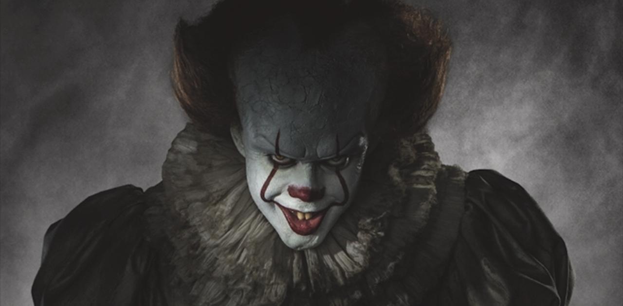 E3ピエロの肖像画 portrait-scary-clown-with-red-