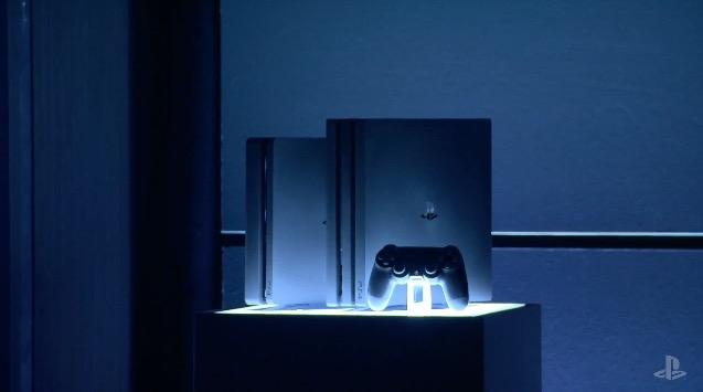 薄くなった新型｢PS4｣、パワフルな上位版｢PS4 Pro｣が登場！ お値段は2万