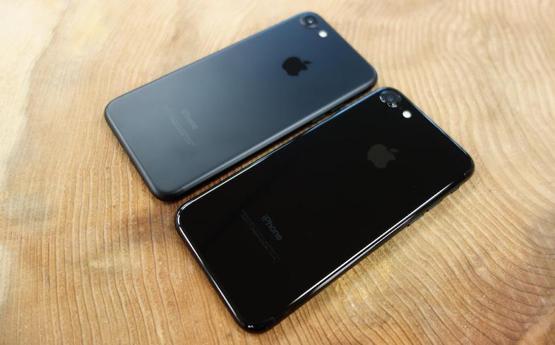 iPhone7 128GB jet blackスマートフォン/携帯電話 - スマートフォン本体