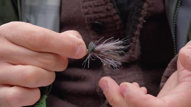 カメラ用品だけで生き延びる謎の動画 3