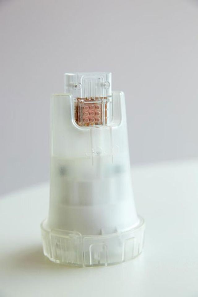 HIV検査ができるUSBスティック
