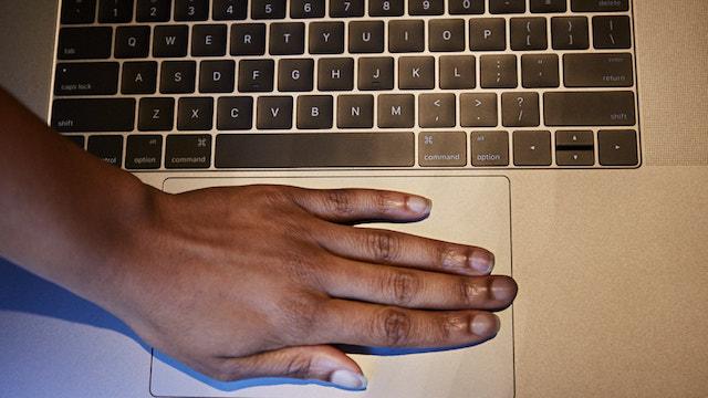 Touch Bar 11