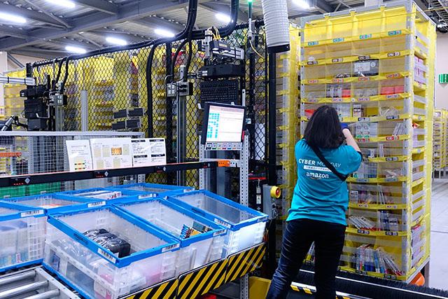 161206_amazon_robotics_7.jpg