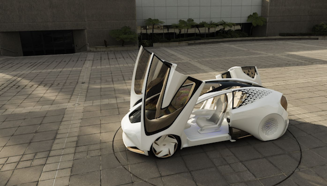 トヨタのコンセプトカー「CONCEPT-愛i」は、人工知能「yui」を搭載したパートナー3