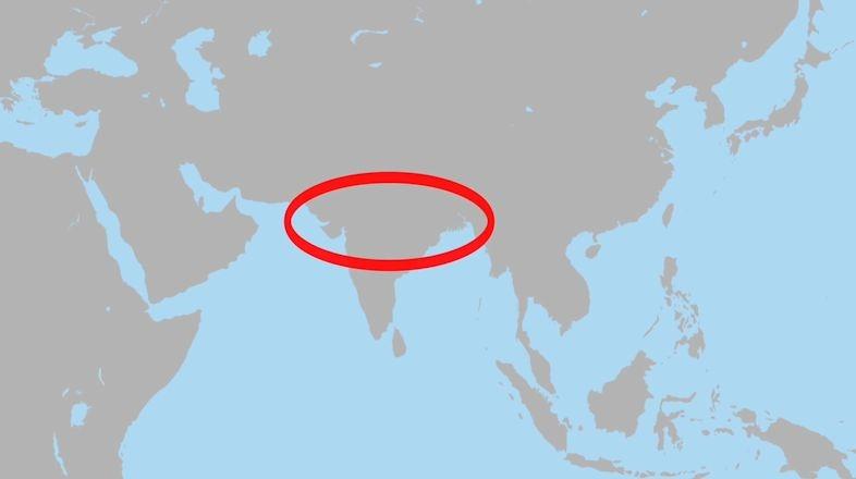 イギリスで購入【南半球が上】世界地図 やわらか