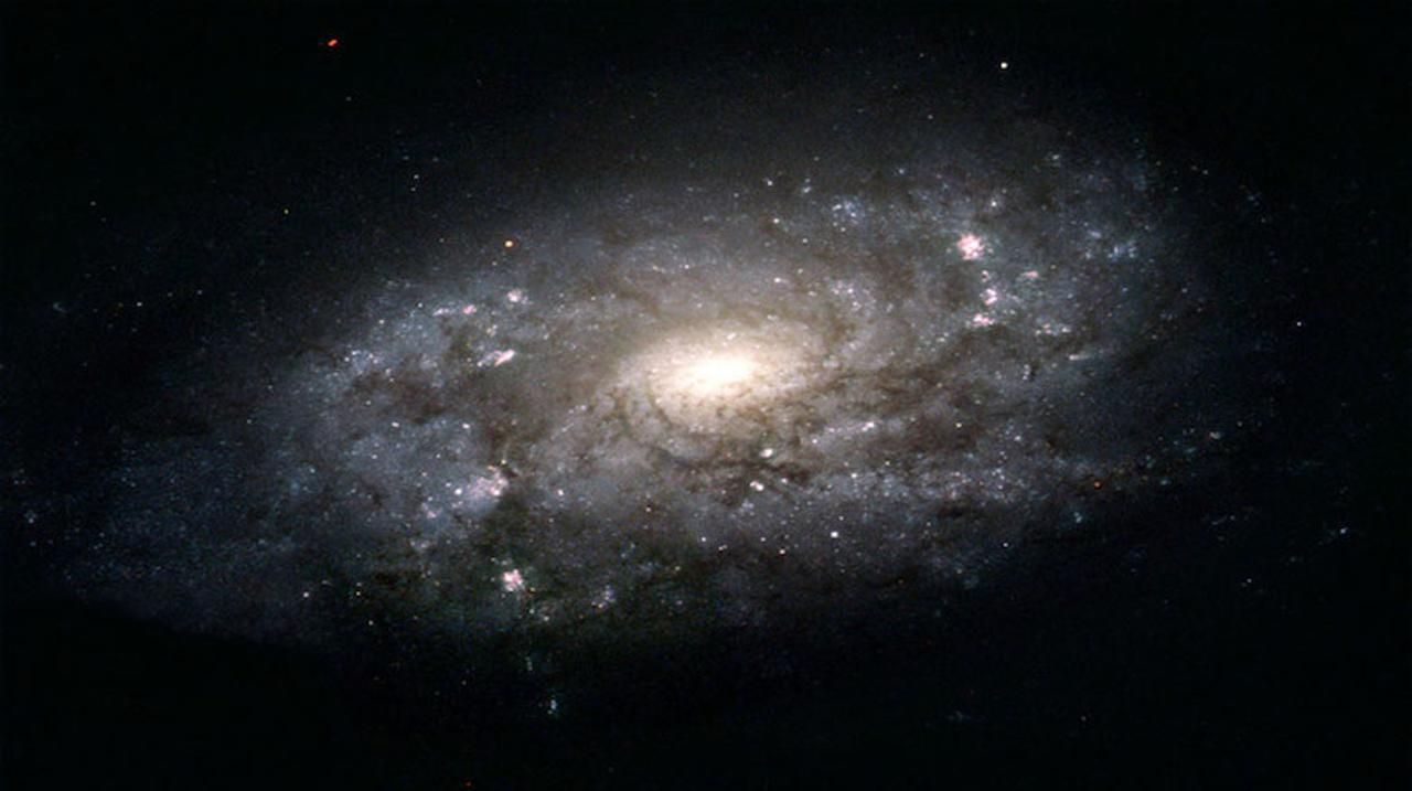 我々の銀河系を押し動かす巨大超空洞｢ダイポール・リペラー｣とは？