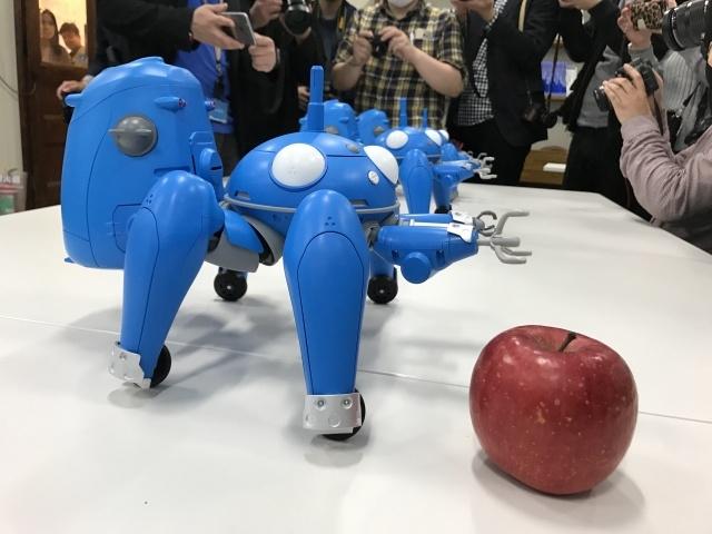 攻殻機動隊タチコマがあのままの声、動き、学習能力で登場するよ!4