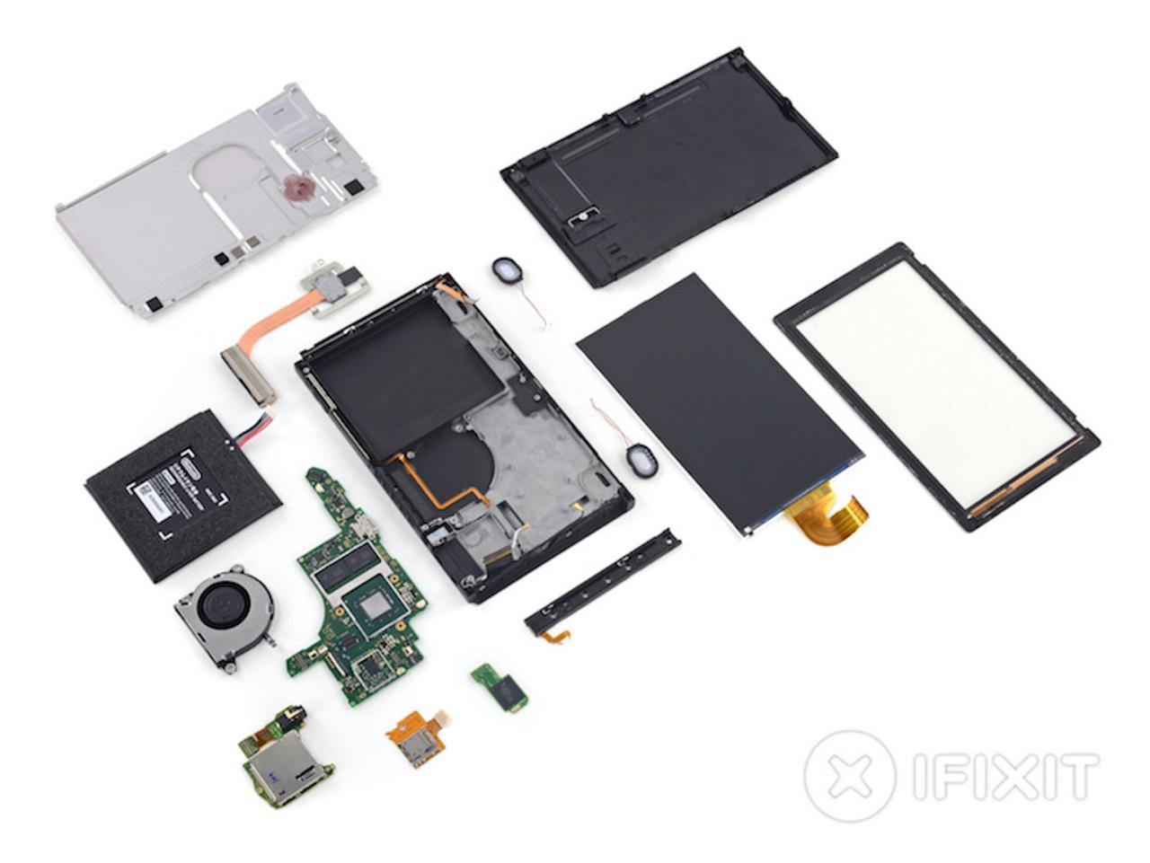 ｢ニンテンドースイッチ｣バラバラ分解レポ。かなり直しやすそう！