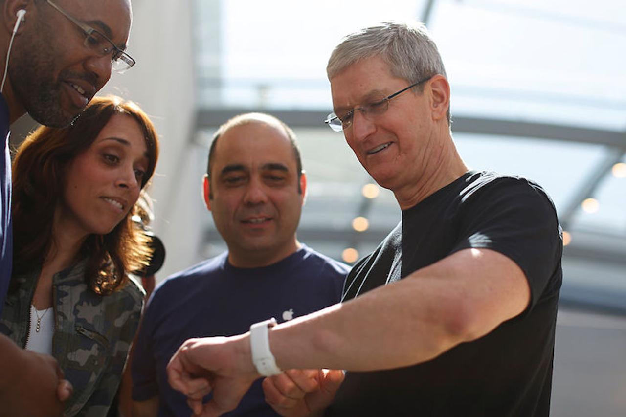 Appleのティム・クックCEO、血糖値測定デバイスをApple Watchでテスト中？