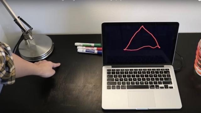 DIYガジェットの夢広がる。何でもタッチパネルにできるスプレーペンキが登場2