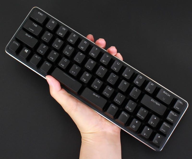 省スペースキーボードマニアよ。この変則49キーが使えるか