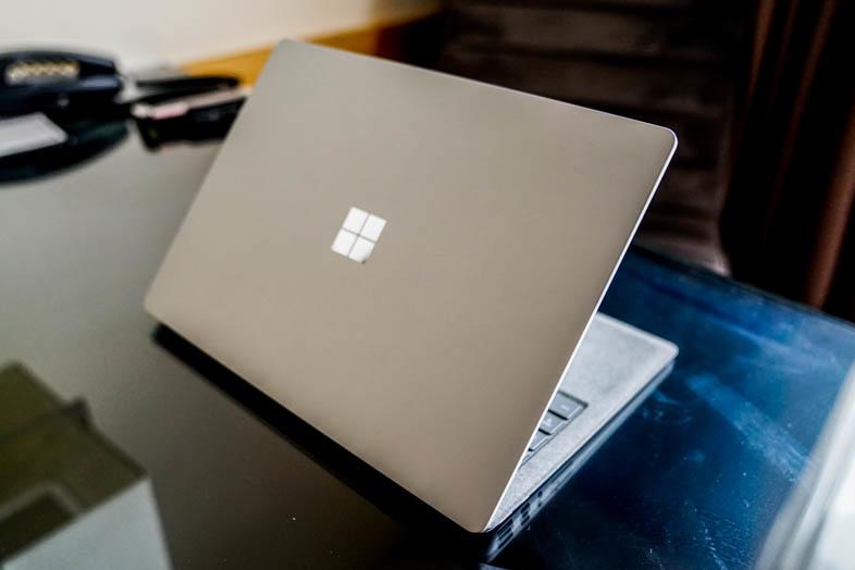 Surface Laptopレビュー：多くの人にとって、良い選択肢 | ギズモード