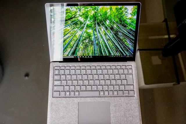 20170816_surfacelaptop-9.jpg