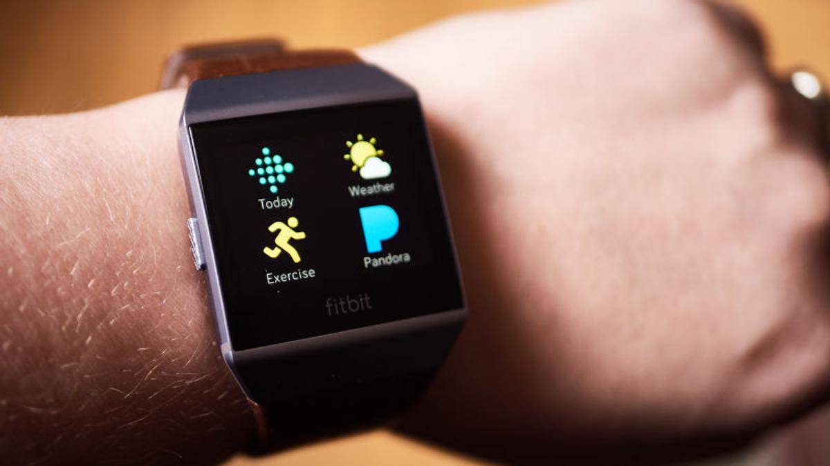 Fitbitが満を持して投じる初のスマートウォッチ「Ionic」ハンズオン 