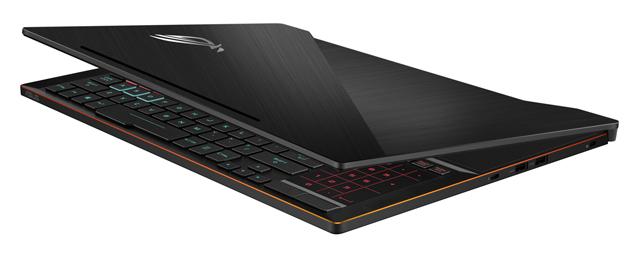 開くと分厚くなるゲーミングラップトップ｢ROG ZEPHYRUS GX501VS｣国内