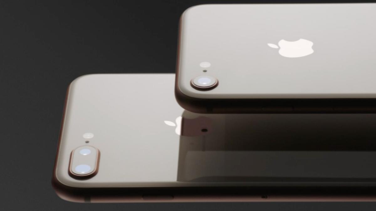 同時に発表された「iPhone 8」と「iPhone X」の違いまとめ 