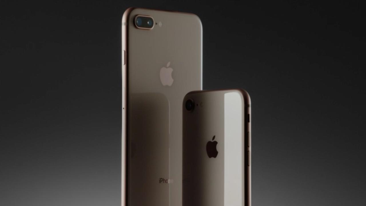 新しく発表されたiPhone 8、iPhone 8 Plusは深みのある3色展開！