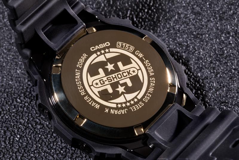 G-SHOCKに35周年記念モデルが登場！ マットブラックが不敵に光る 