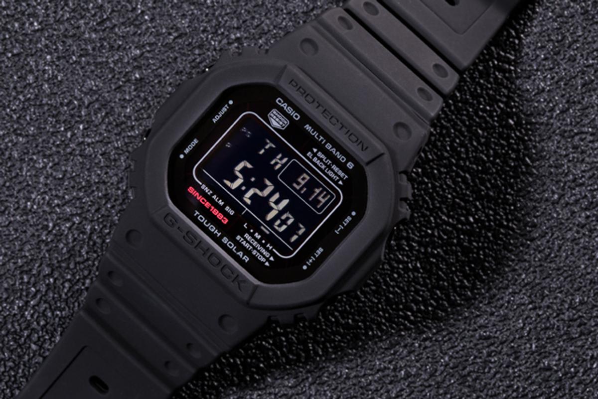 G-SHOCKに35周年記念モデルが登場！ マットブラックが不敵に光る 
