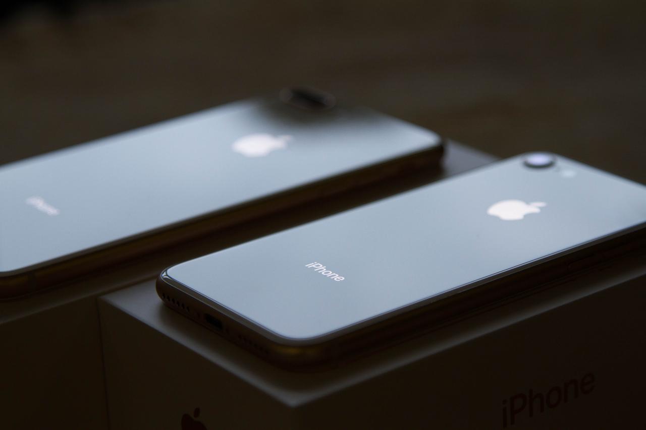よーし、さっそく｢iPhone 8／8 Plus｣のアンボックスやっちゃうよ！