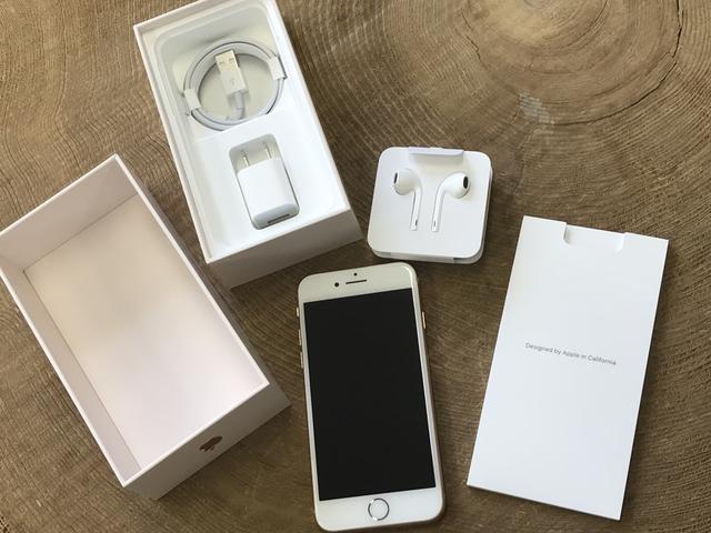 170922iPhone8unbox-03