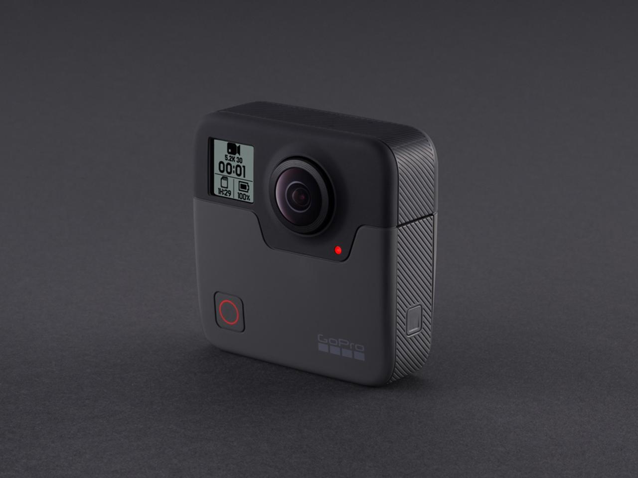 GoProの360°カメラ｢Fusion｣なら芸人の驚き顔も、視点の先も1台で撮れそう