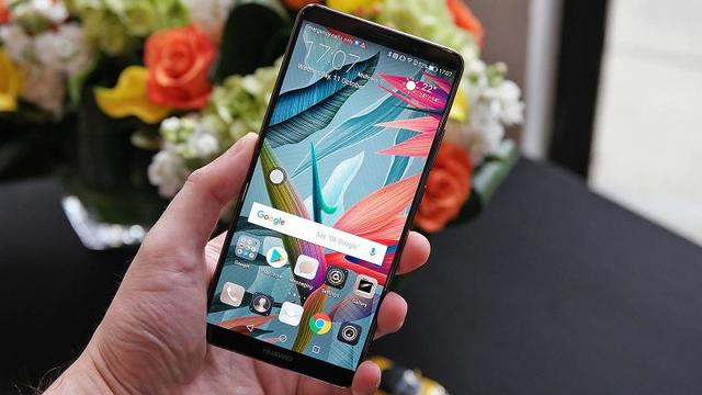 171016_huawei_,mate_10_unveiled_2