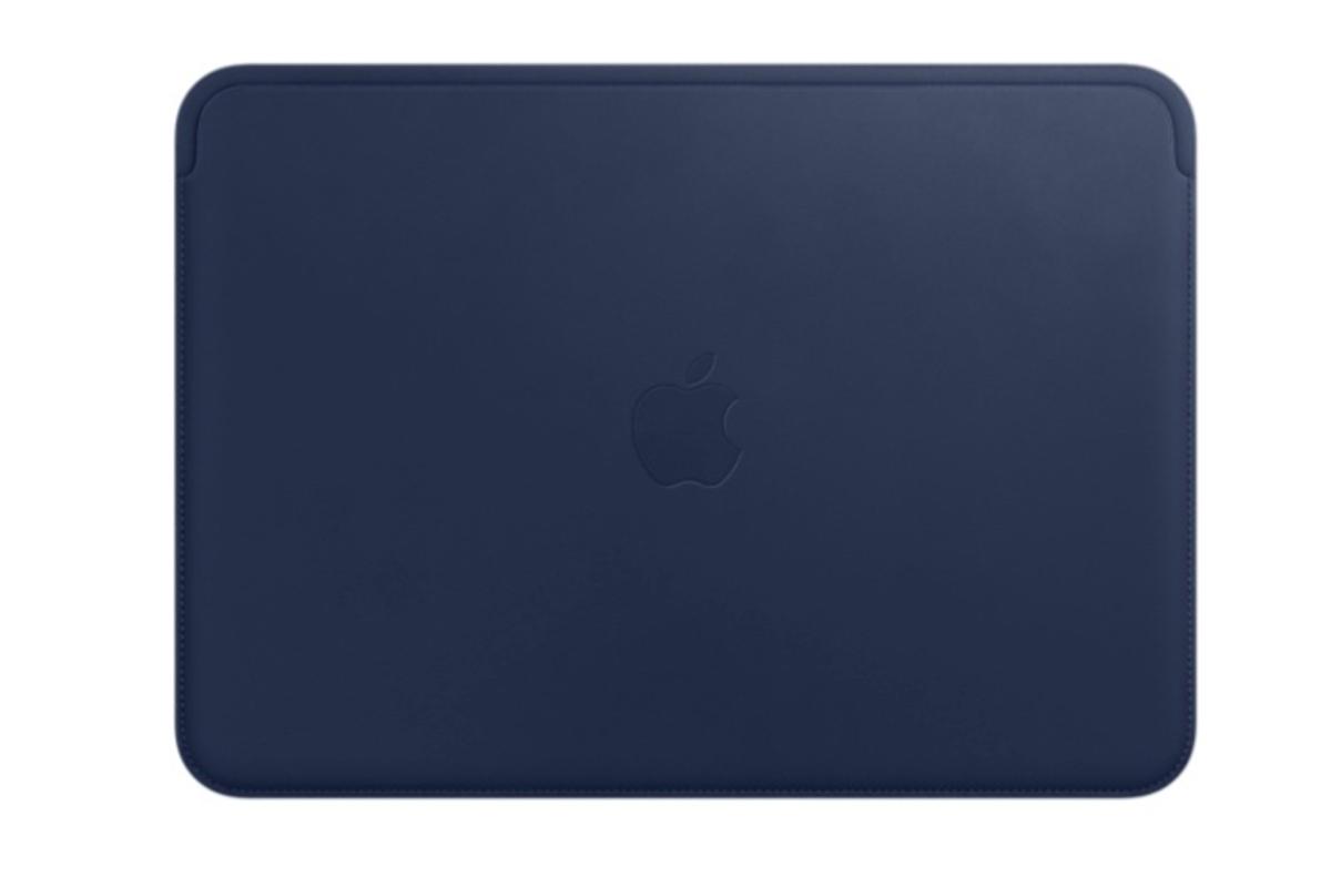 Appleがしれっと12インチMacBook専用の純正レザースリーブを発売。充電 