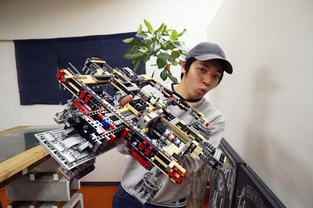 171108legomillenniumfalcon_09