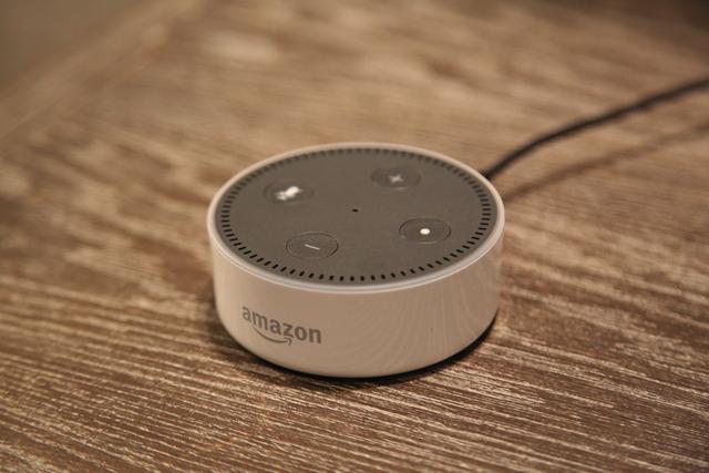 20171108gizmodo_echo_alexa_3B0A8194