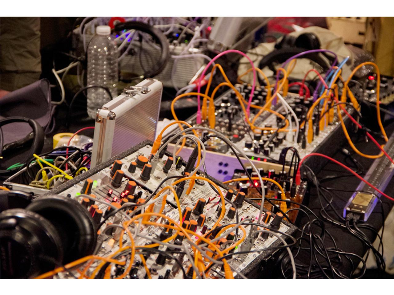 演奏の楽しさ、てんこ盛り。モジュラーシンセの祭典｢Tokyo Festival of Modular 2017｣をレポート！