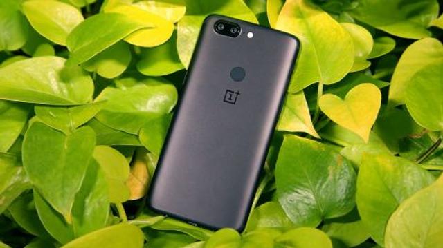 OnePlus 5T レビュー：とにかく新機能を追加しまくるスマホ業界で健全 