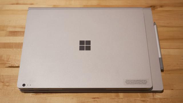 171128surfacebook2c