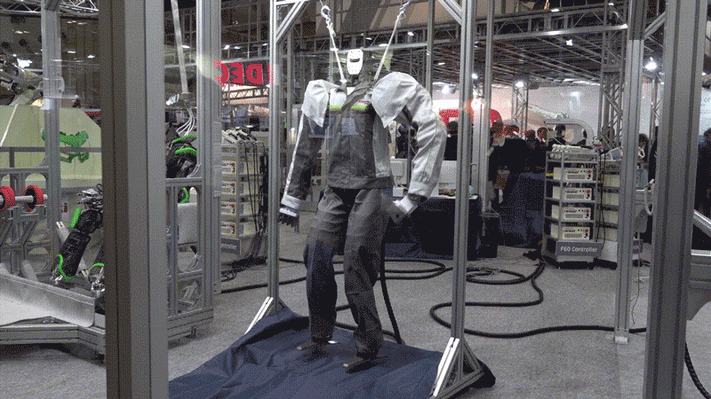 川崎重工 ヒューマノイド型ロボット・歩行