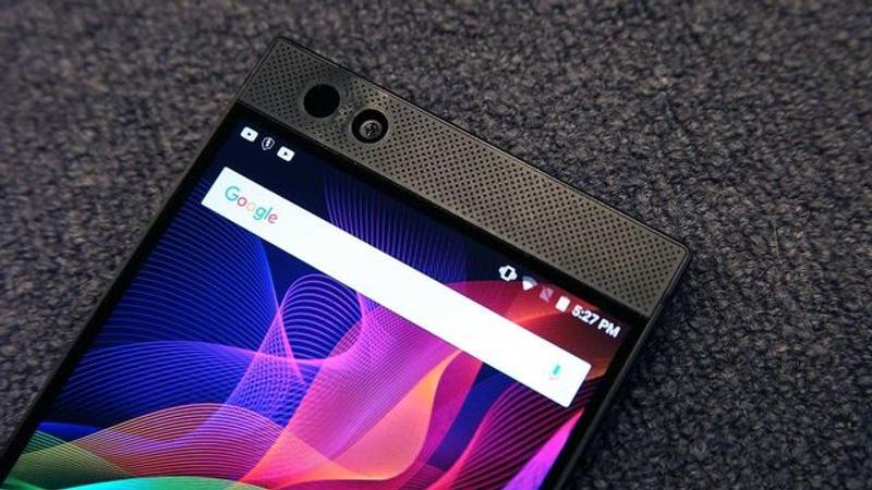 Japan Razor Phone Razer Phoneレビュー:良い意味で違う。ゲーマーのための突き抜けたスマホ | ギズモード・ジャパン