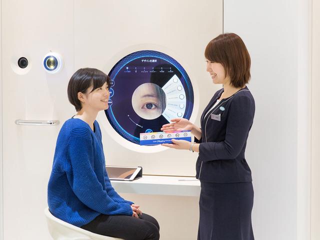 acuvue_store_omotesando