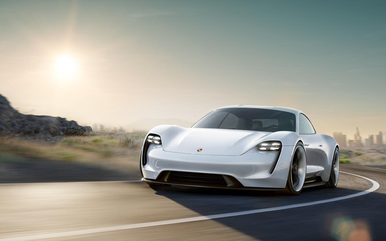 ライバルはTesla!? ポルシェが670馬力の電気スポーツカーを計画中