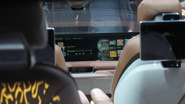 20180110gizmodo_byton_ces_2