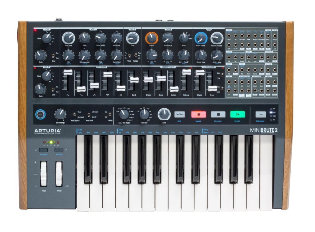 ARTURIA、ピュアアナログシンセ「MiniBrute 2」を発表。パッチベイは48