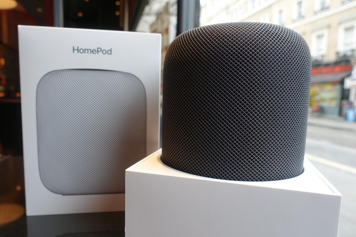 Appleのスマートスピーカー「HomePod」をロンドンでアンボックス