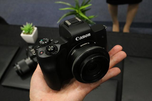 20180220gizmodo_eoskissm_canonIMG_8835