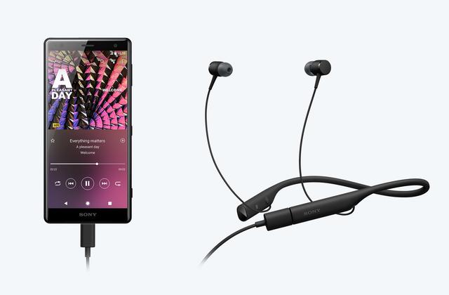 20180226-Sony-new-earphones-4