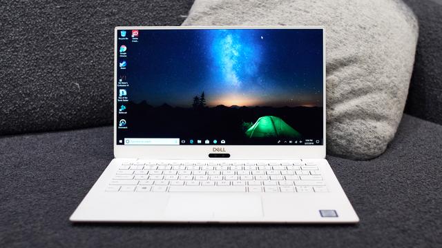 20180306-dell-xps-2018-review-11