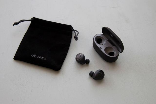 180308cheero_Wireless_Earphones-04