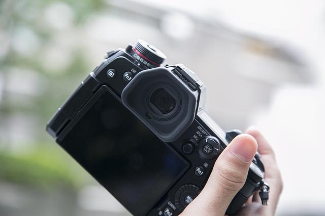 20180319gizmodo_lumix_g9pro_3B0A0046