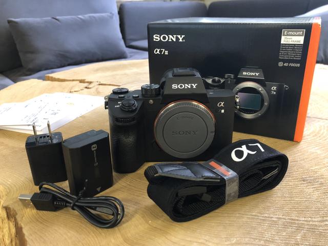 SONY α7 III アンボックスの巻。α7Sと比べながら見ていきましょ SONY α7 III アンボックスの巻。α7Sと比べながら見ていきましょ