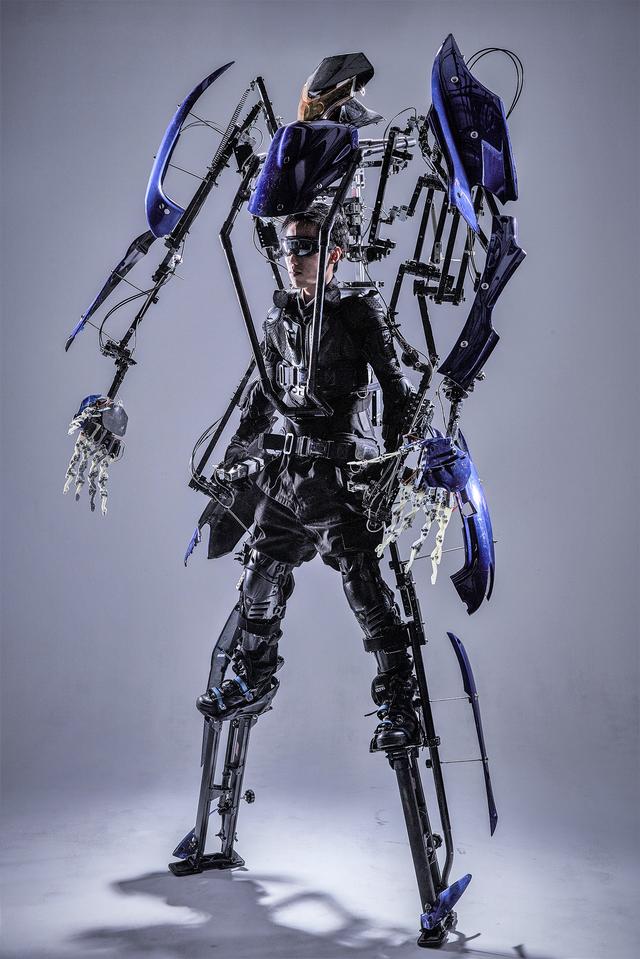 180405_skeletonics_order_made